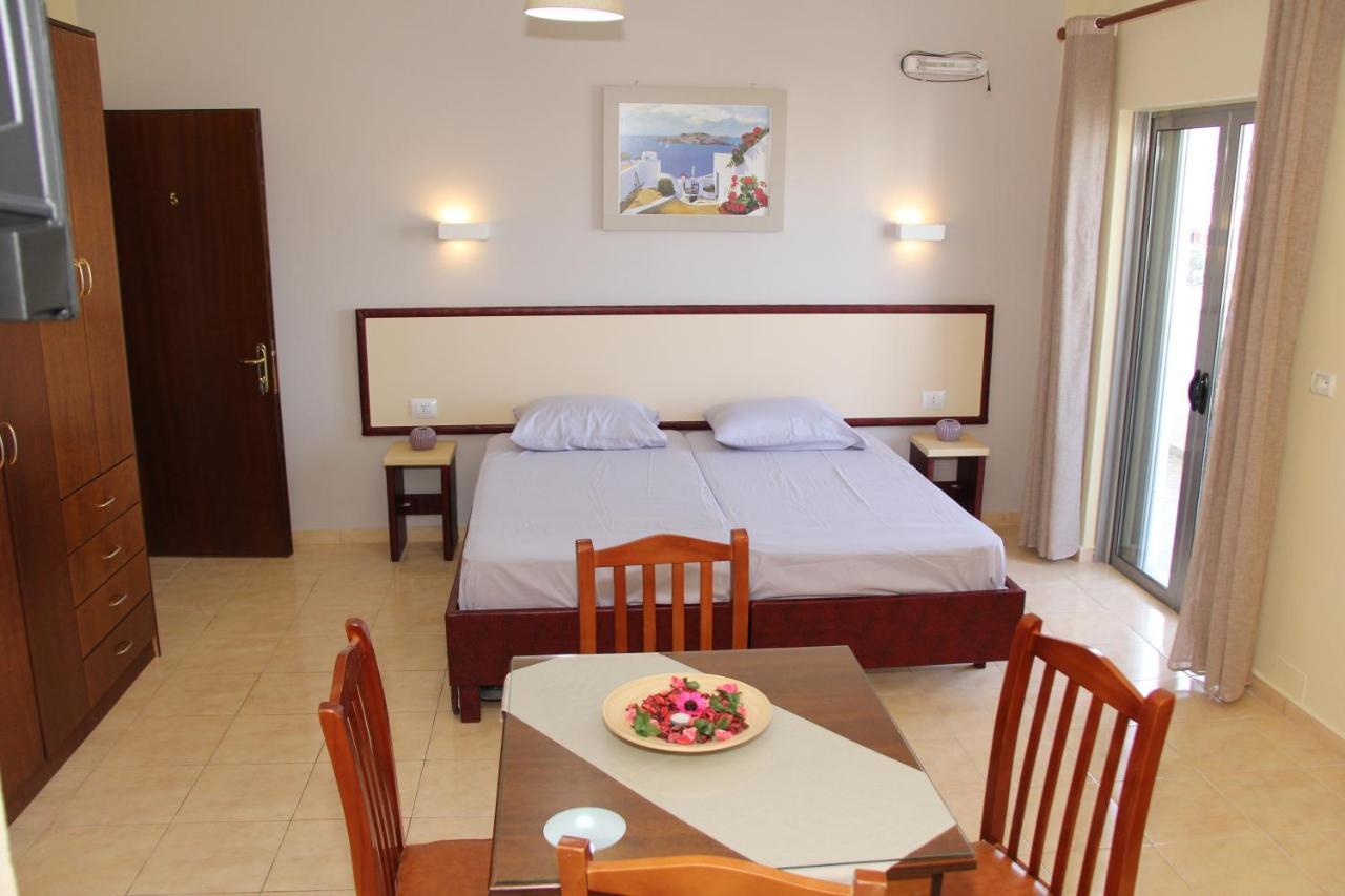 Ronaldo Hotel